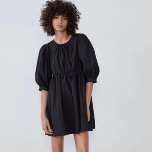Zara Women’s Puff Dress Size Small Color Black‎